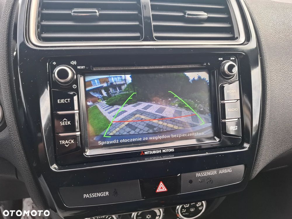 Mitsubishi ASX 1.6 Invite Navi - 25