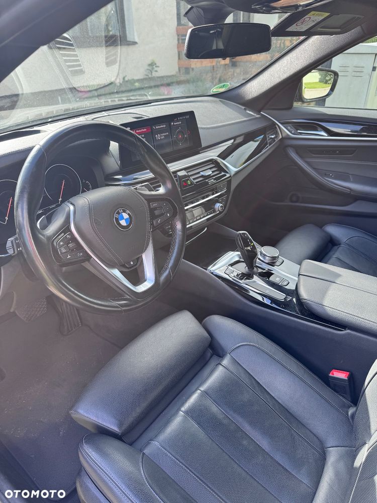 BMW Seria 5 530d Sport Line sport - 16