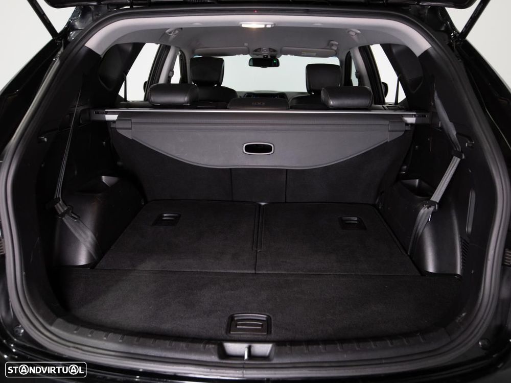 Hyundai Santa Fe - 12