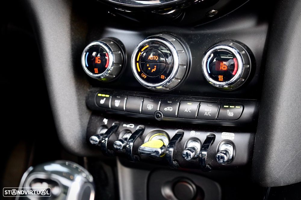 MINI 3 Portas Cooper SE - 31