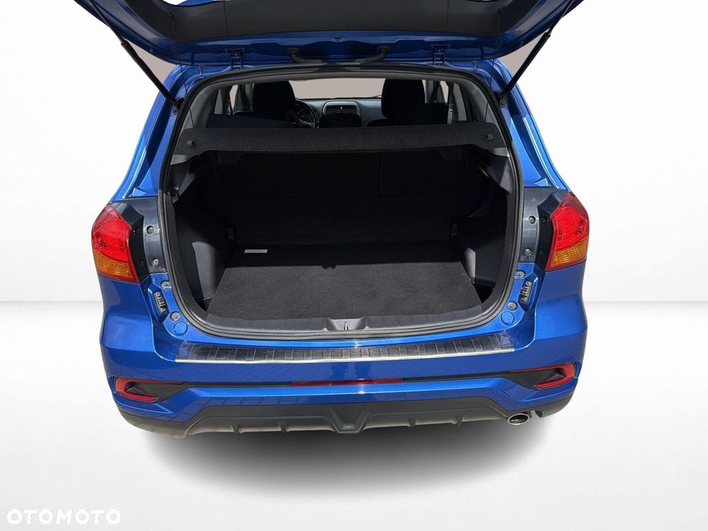 Mitsubishi ASX - 15