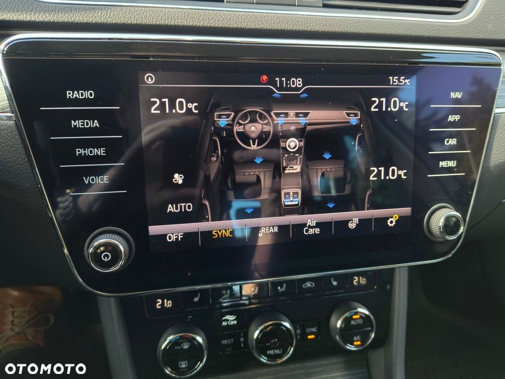 Skoda Superb 2.0 TSI Style DSG - 27