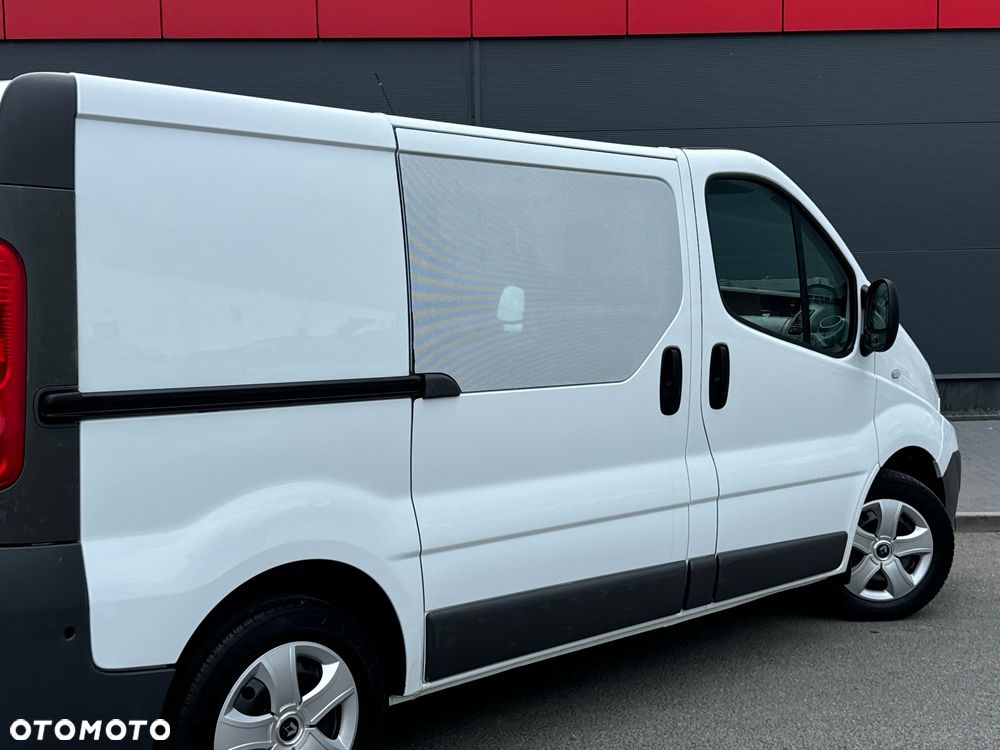 Renault Trafic - 21