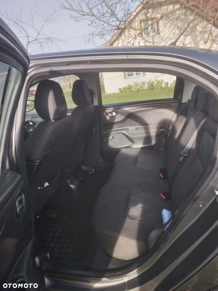 Citroën C-Elysée - 7