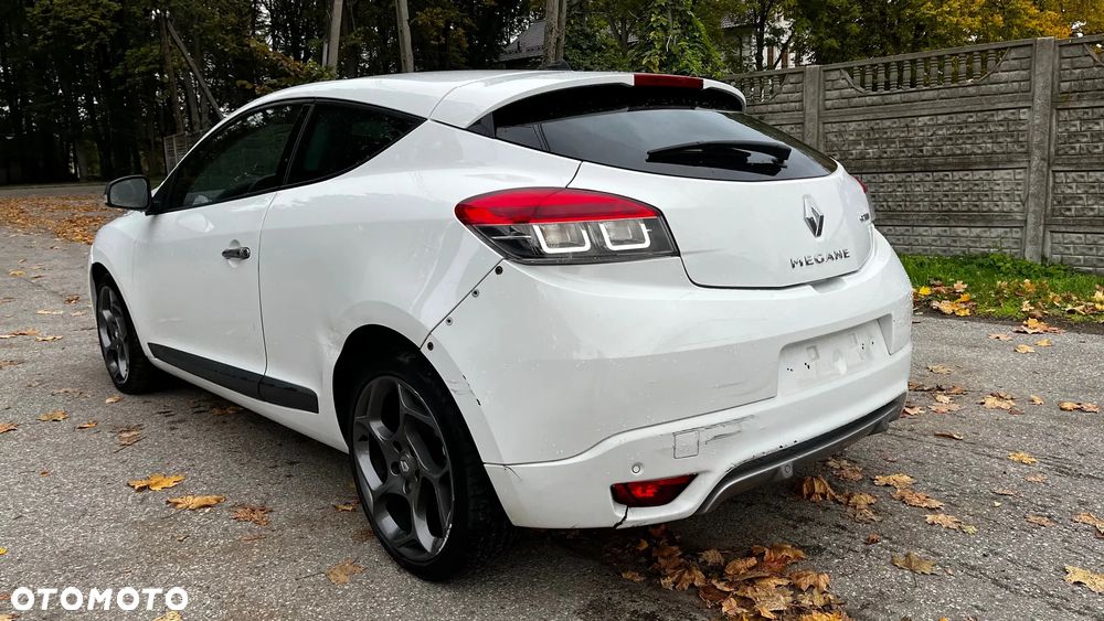 Renault Megane 2.0 dCi GT Robert Kubica - 4