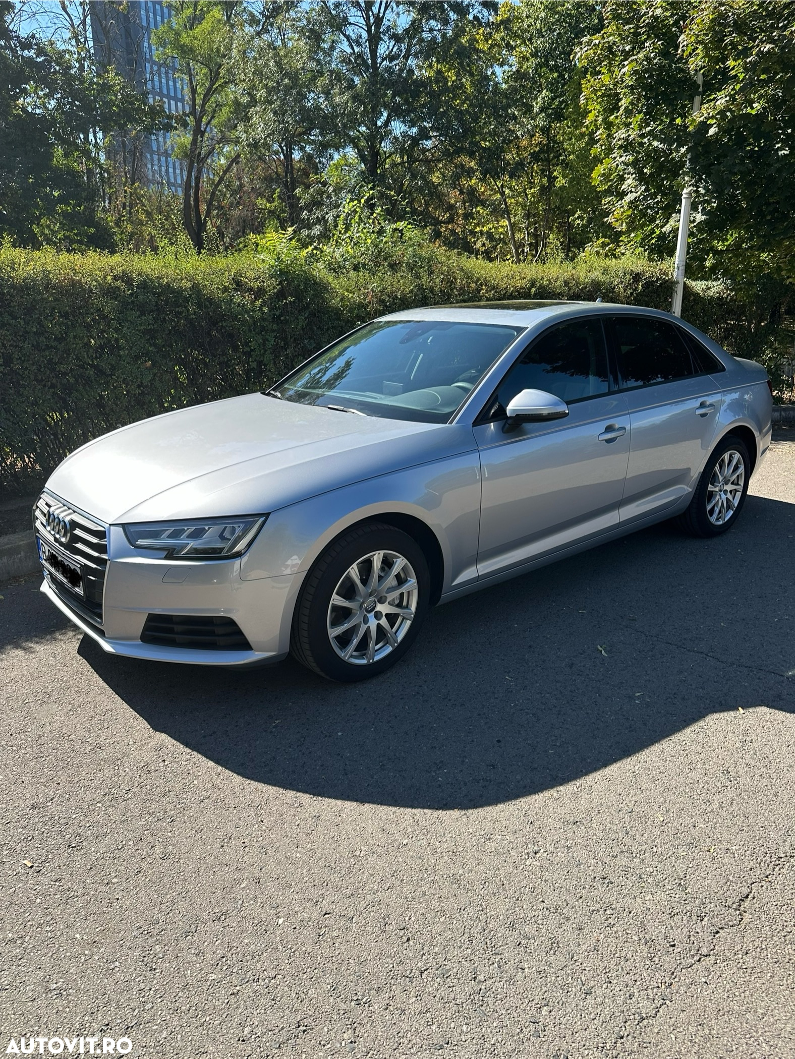 Audi A4 2.0 TDI quattro S tronic Design - 7