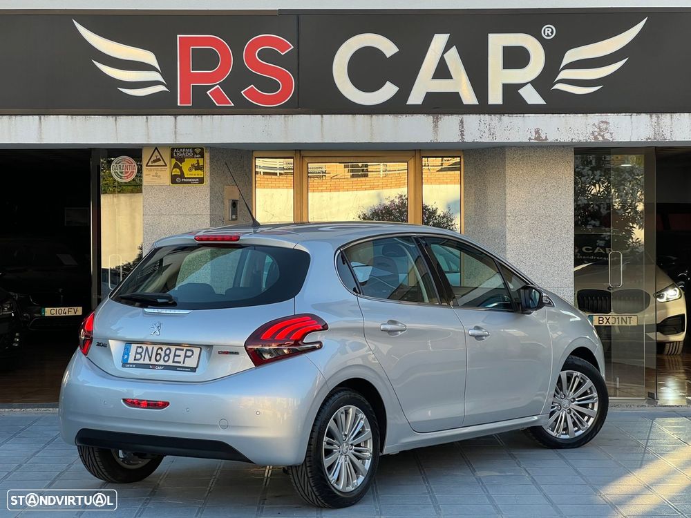 Peugeot 208 1.2 PureTech Style - 5