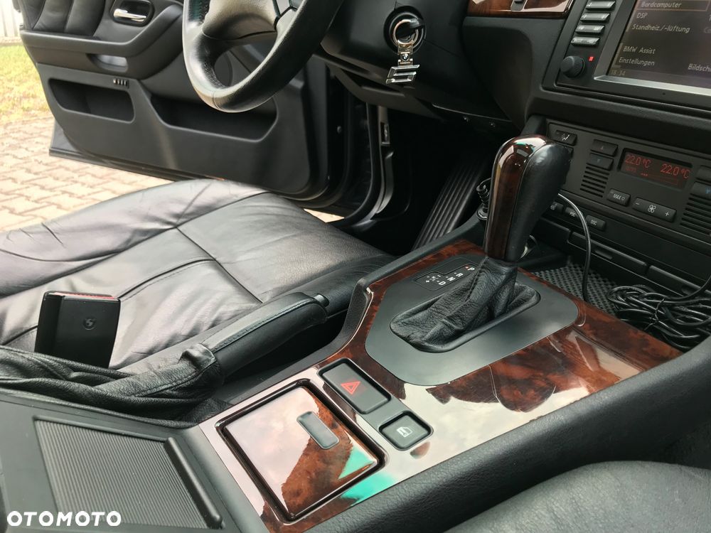 BMW Seria 5 - 8
