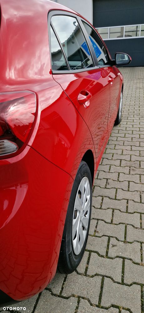 Kia Rio 1.2 M - 17