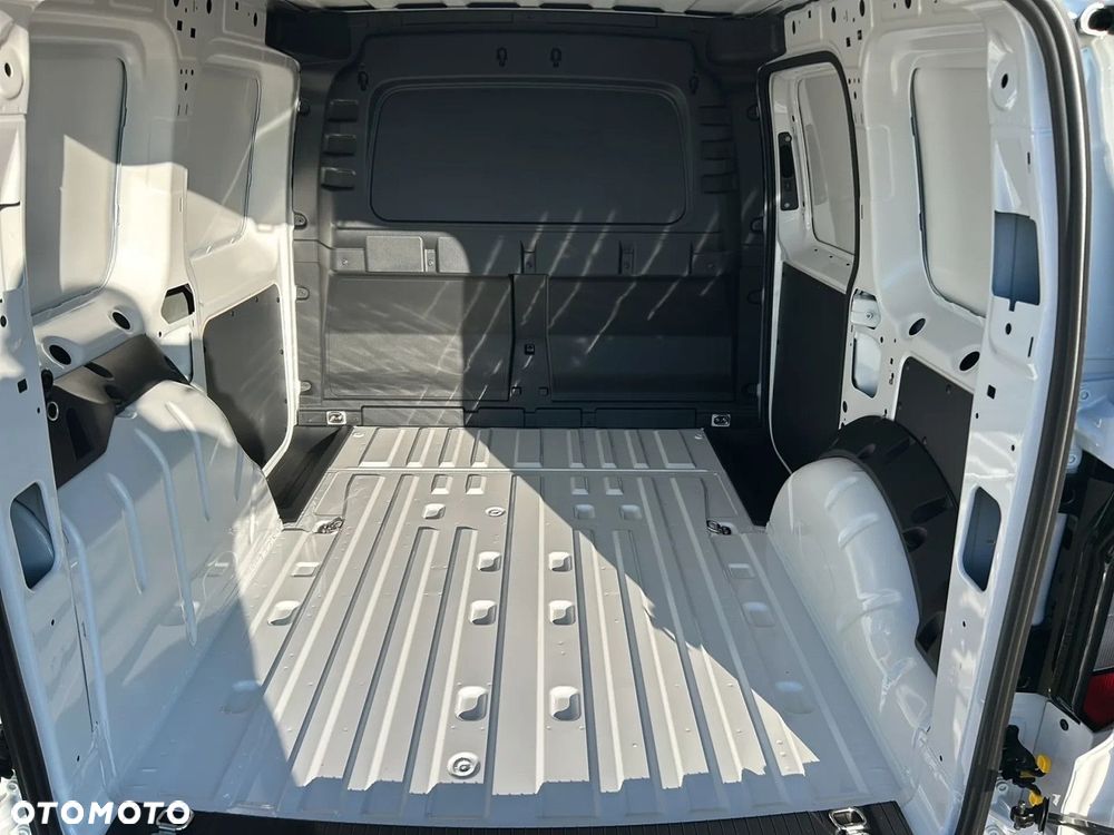 Volkswagen Caddy Cargo AUTOMAT 2.0TDI 122KM, Diesel - 13