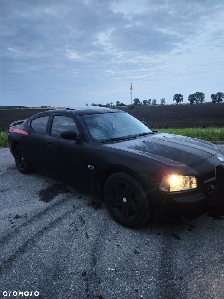 Dodge Charger - 7