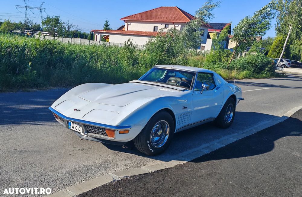 Chevrolet Corvette - 15