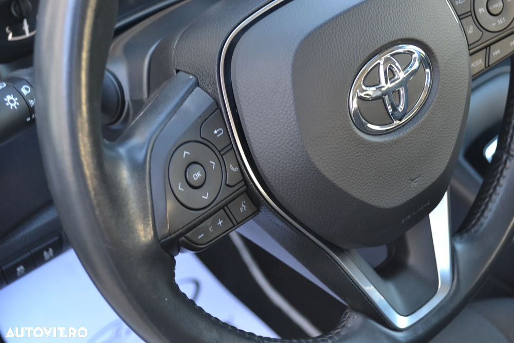 Toyota Corolla 1.8 HSD Business - 10