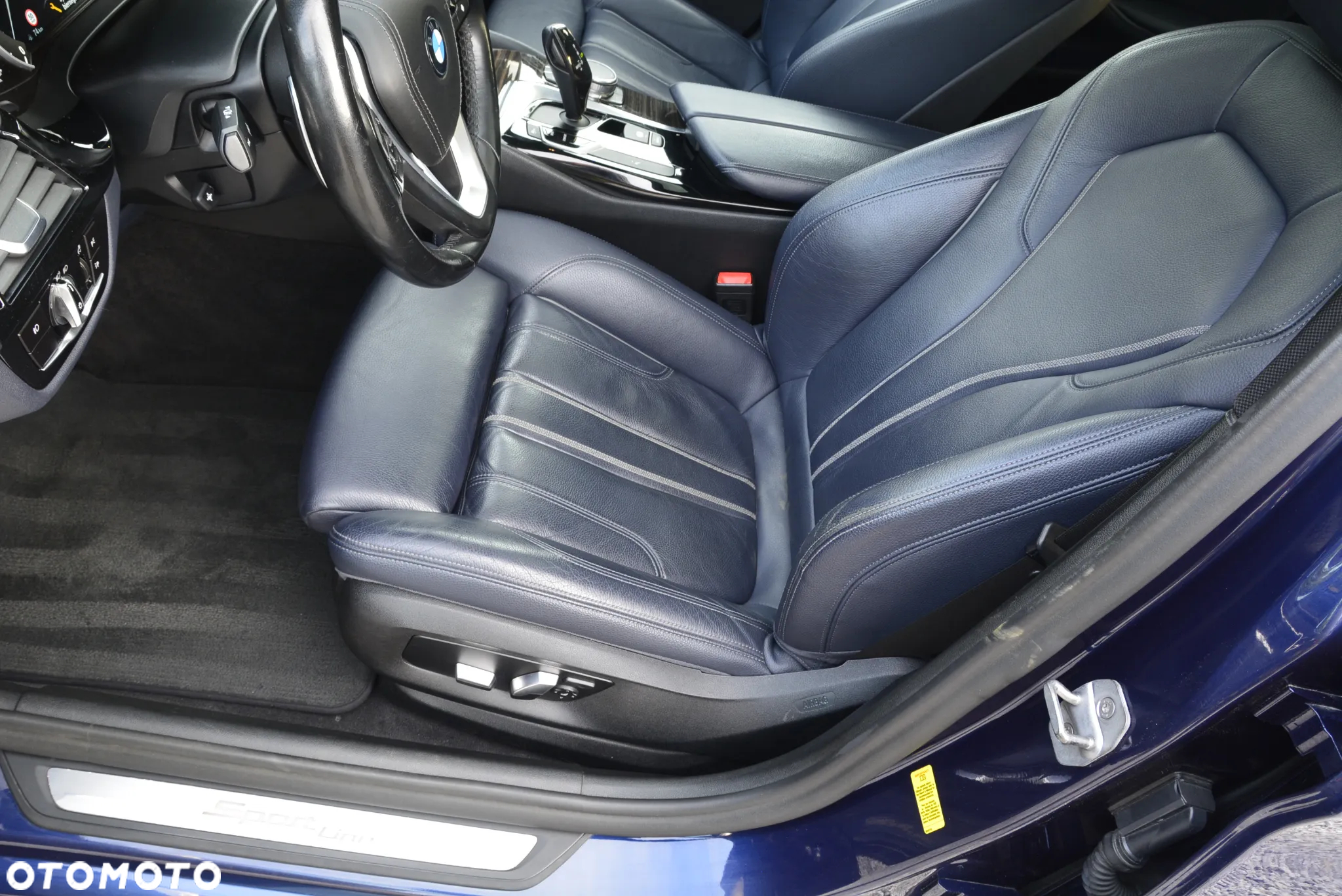 BMW Seria 5 530i Sport Line sport - 28