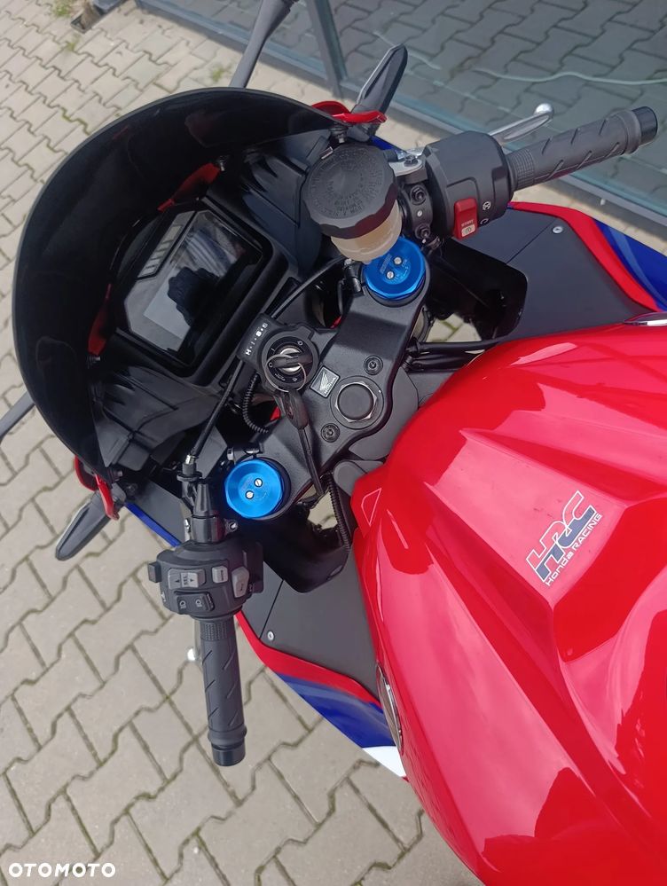 Honda CBR - 11