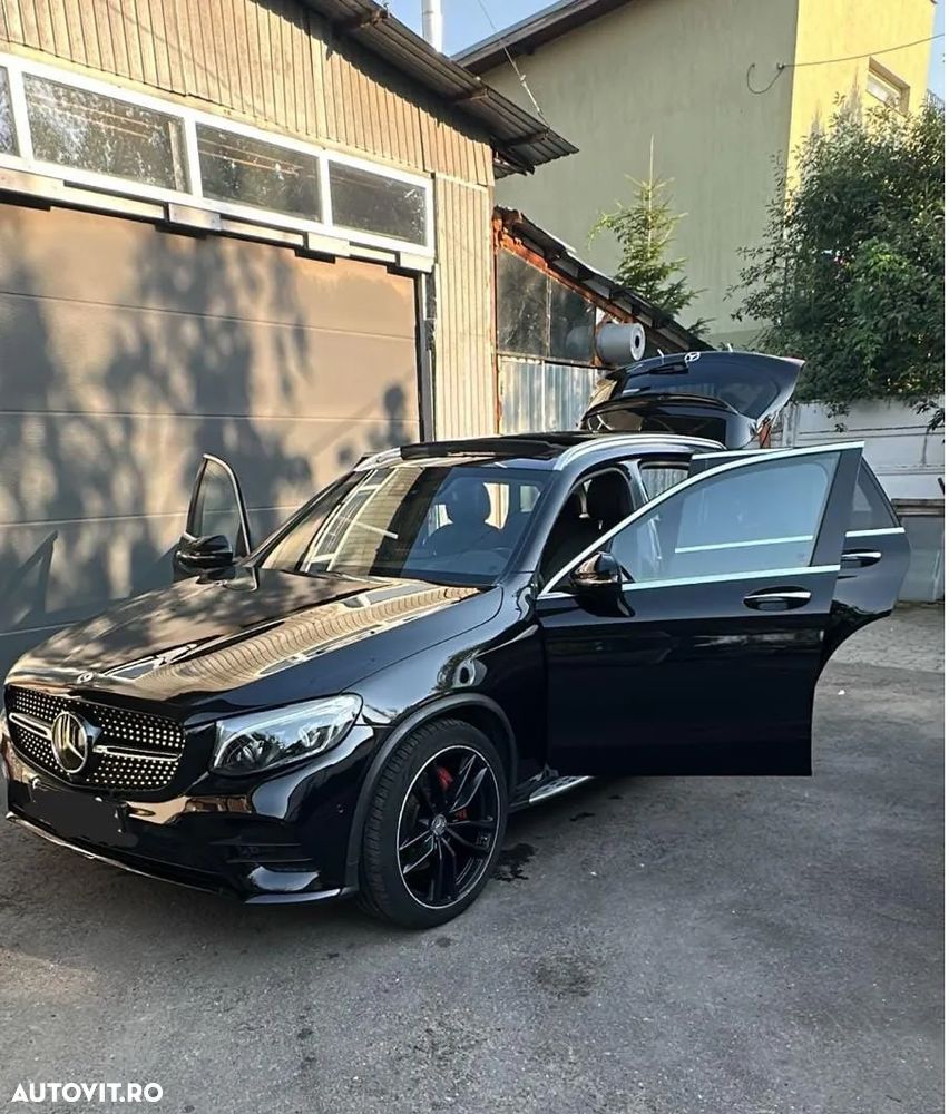 Mercedes-Benz GLC 250 4Matic 9G-TRONIC AMG Line - 1