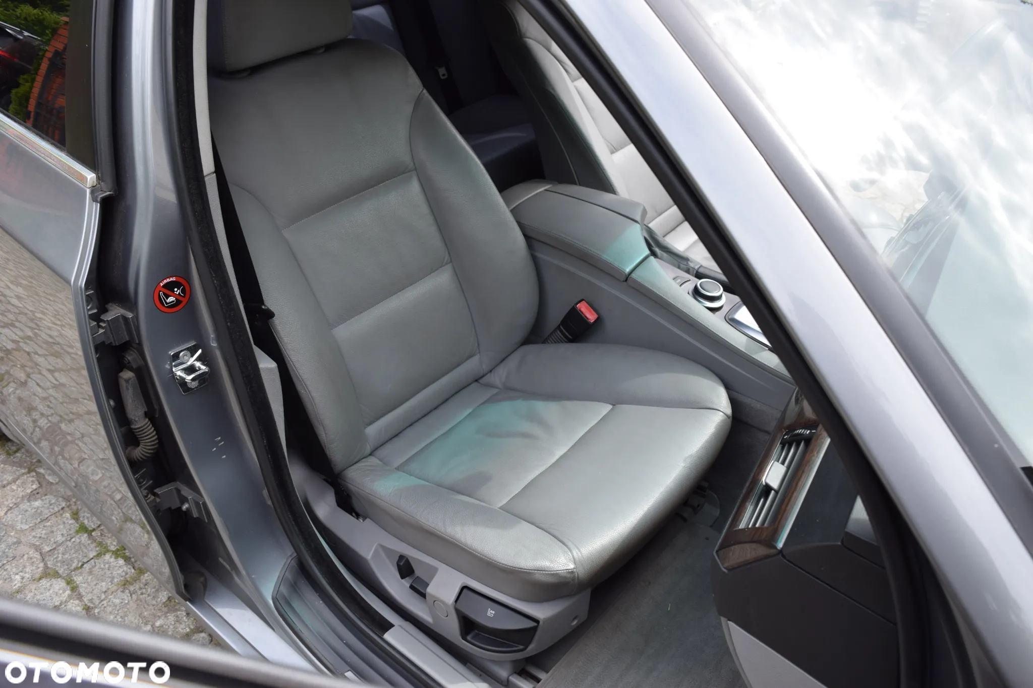 BMW Seria 5 523i Edition Sport - 14