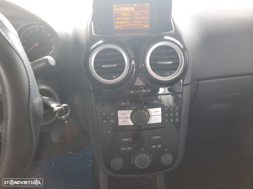 Opel Corsa 1.2 Cosmo Easytronic - 26