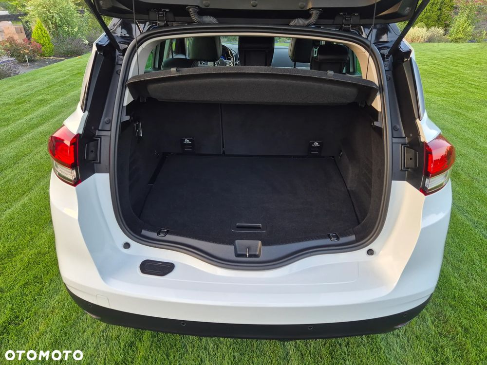 Renault Scenic - 11