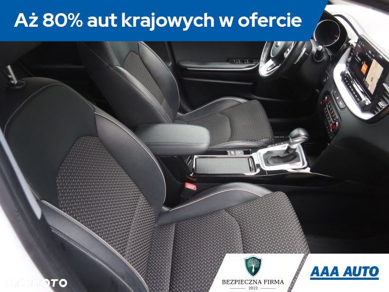 Kia XCeed - 11