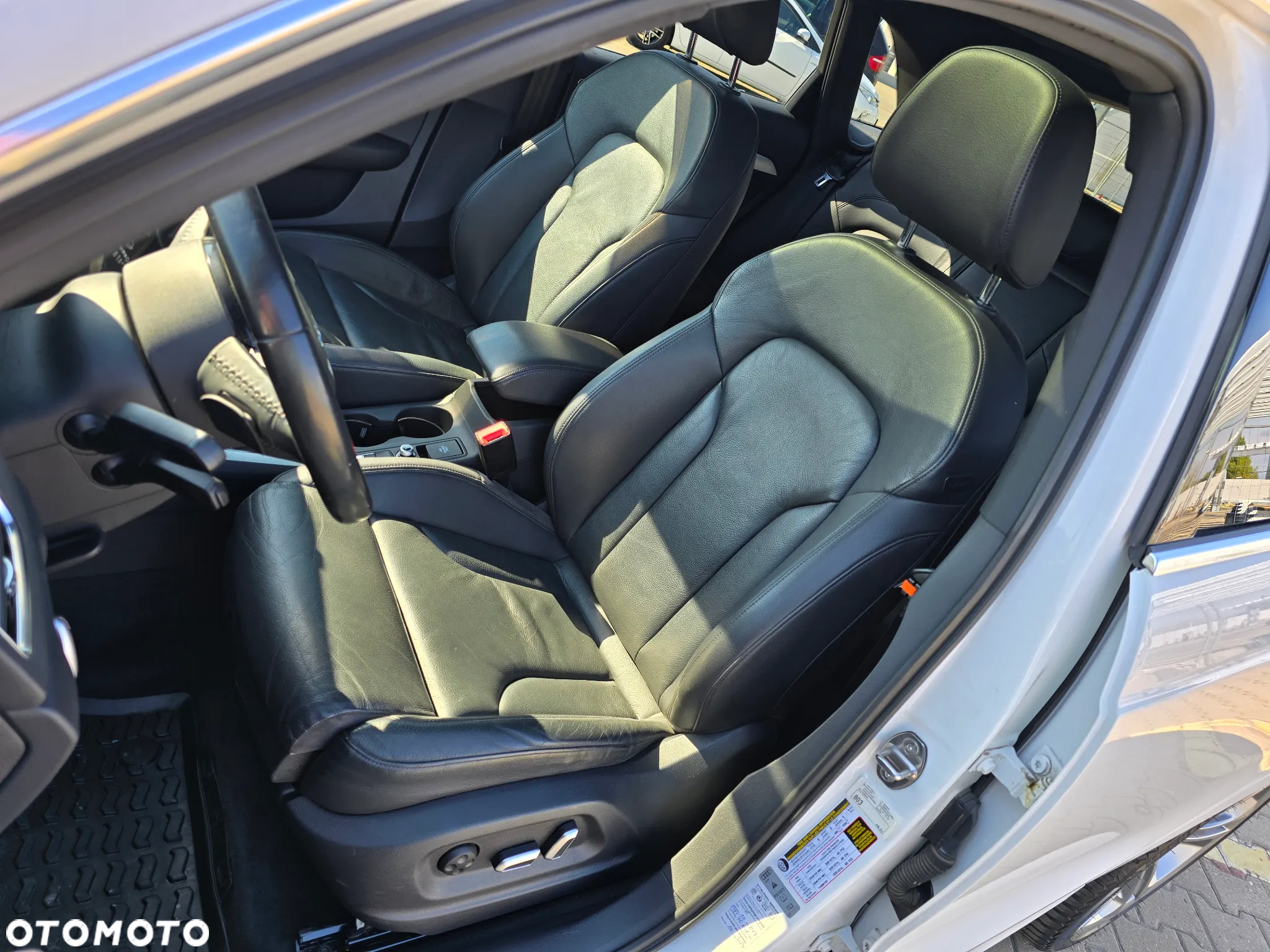 Audi Q3 2.0 TFSI quattro S tronic - 16