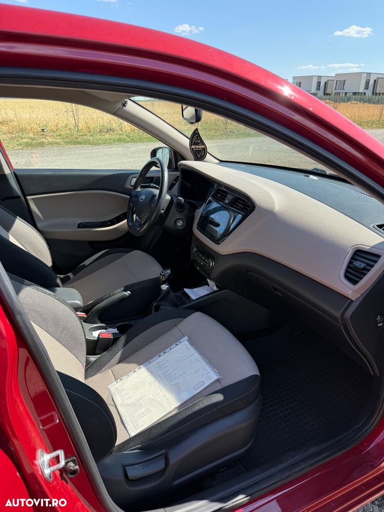 Hyundai i20 1.2 L 84CP 5DR Comfort - 7