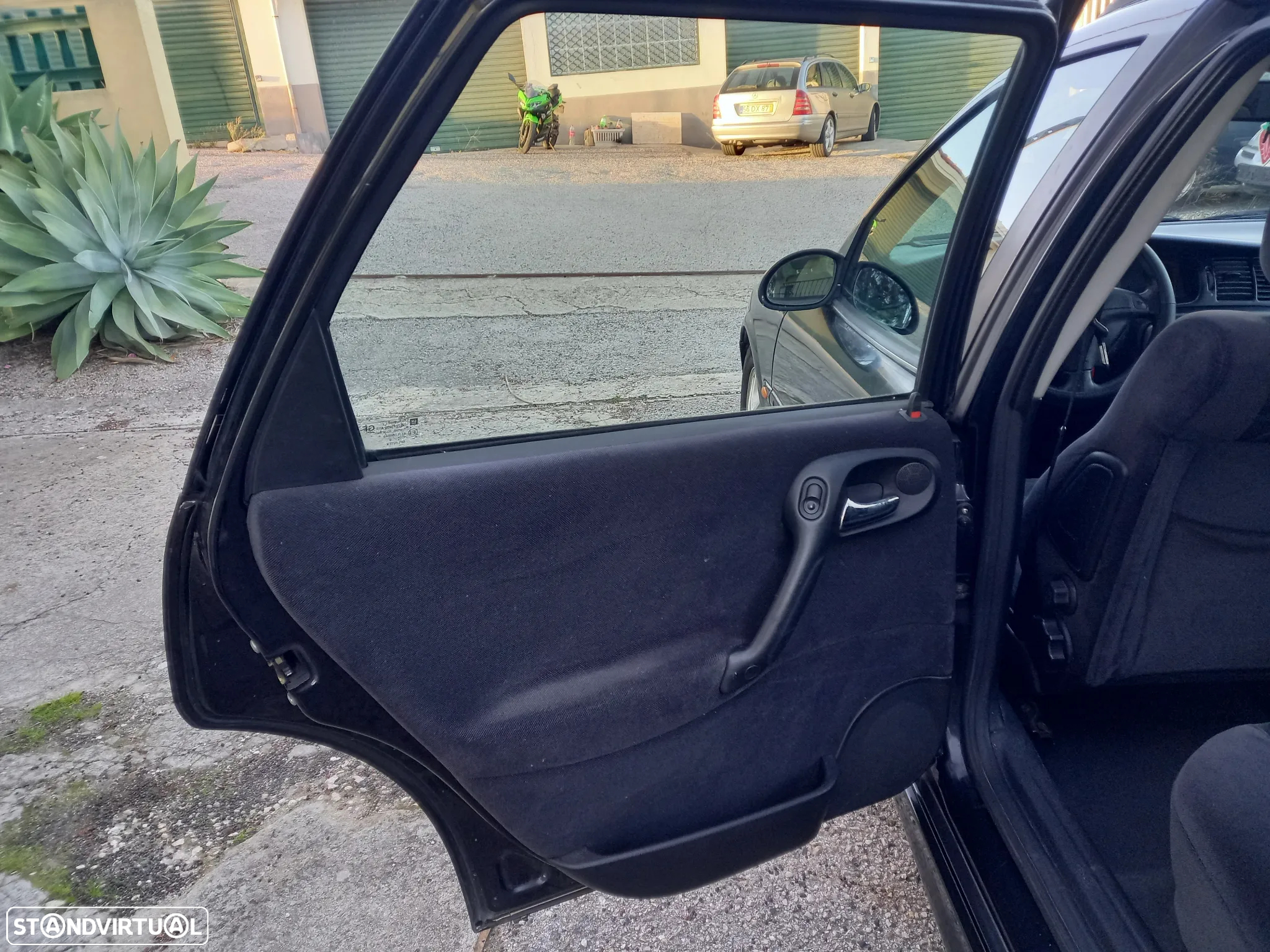 Opel Vectra Caravan 2.0 DTi Sport - 15
