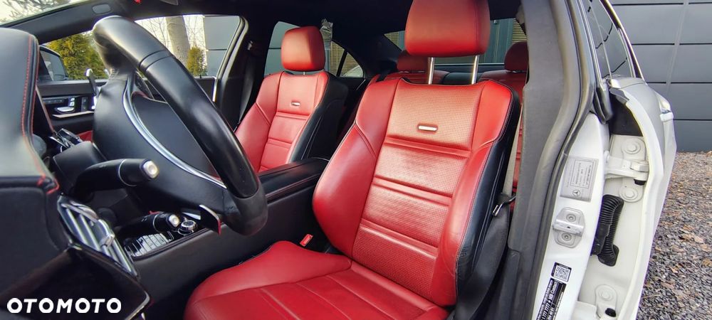 Mercedes-Benz CLS 63 AMG 4-Matic - 17