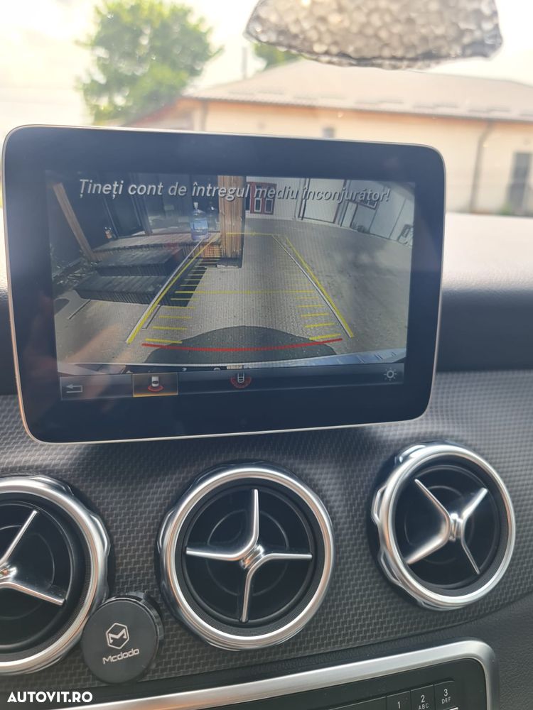 Mercedes-Benz GLA 200 d 4MATIC Aut. - 14