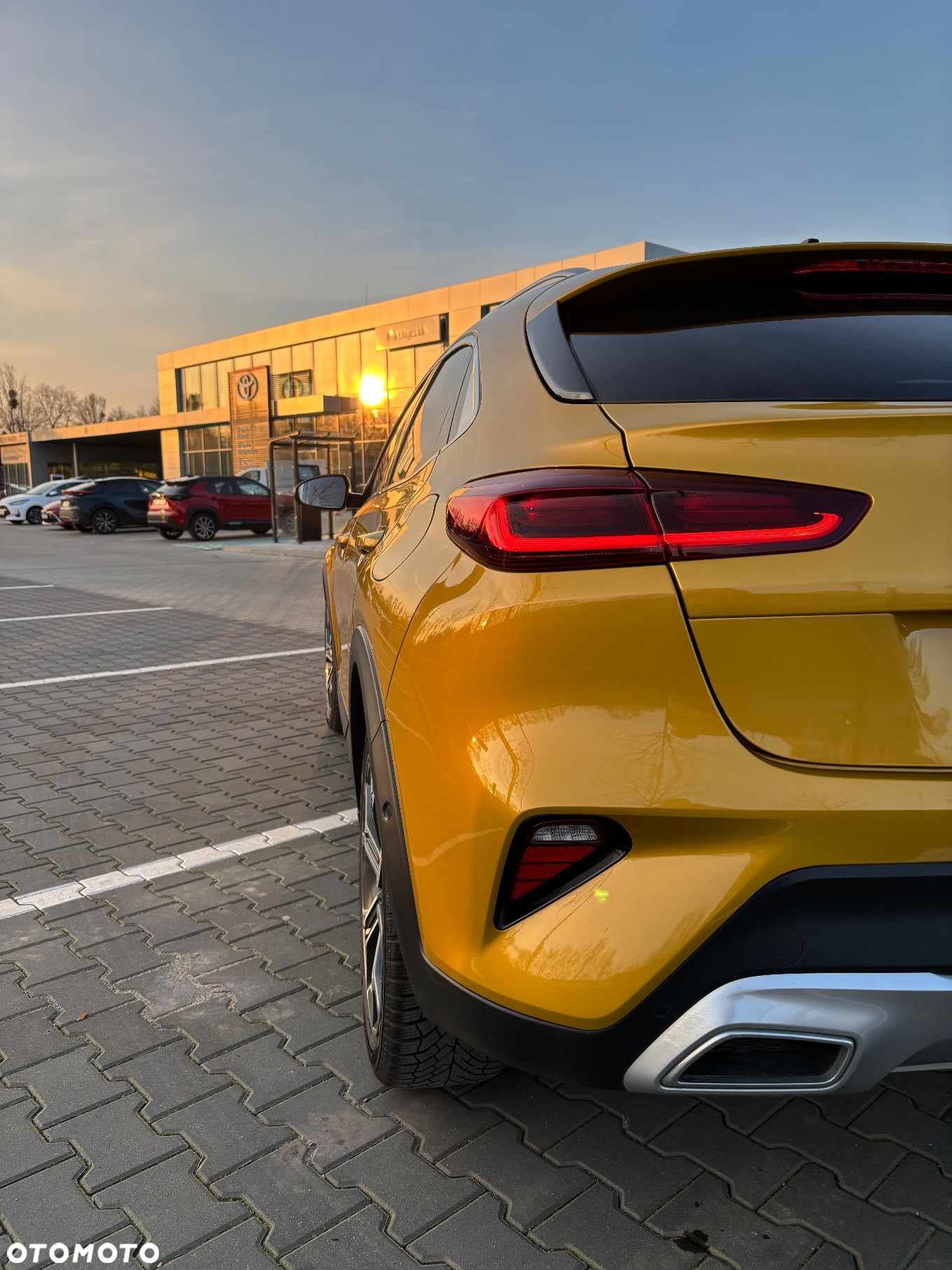 Kia XCeed 1.6 T-GDI OPF DCT7 SPIRIT - 4