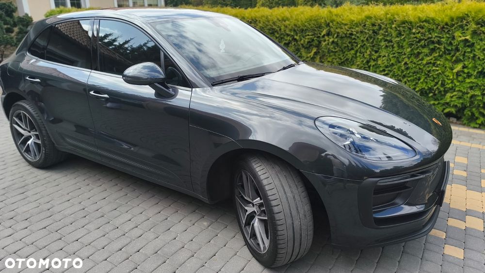 Porsche Macan Standard - 1