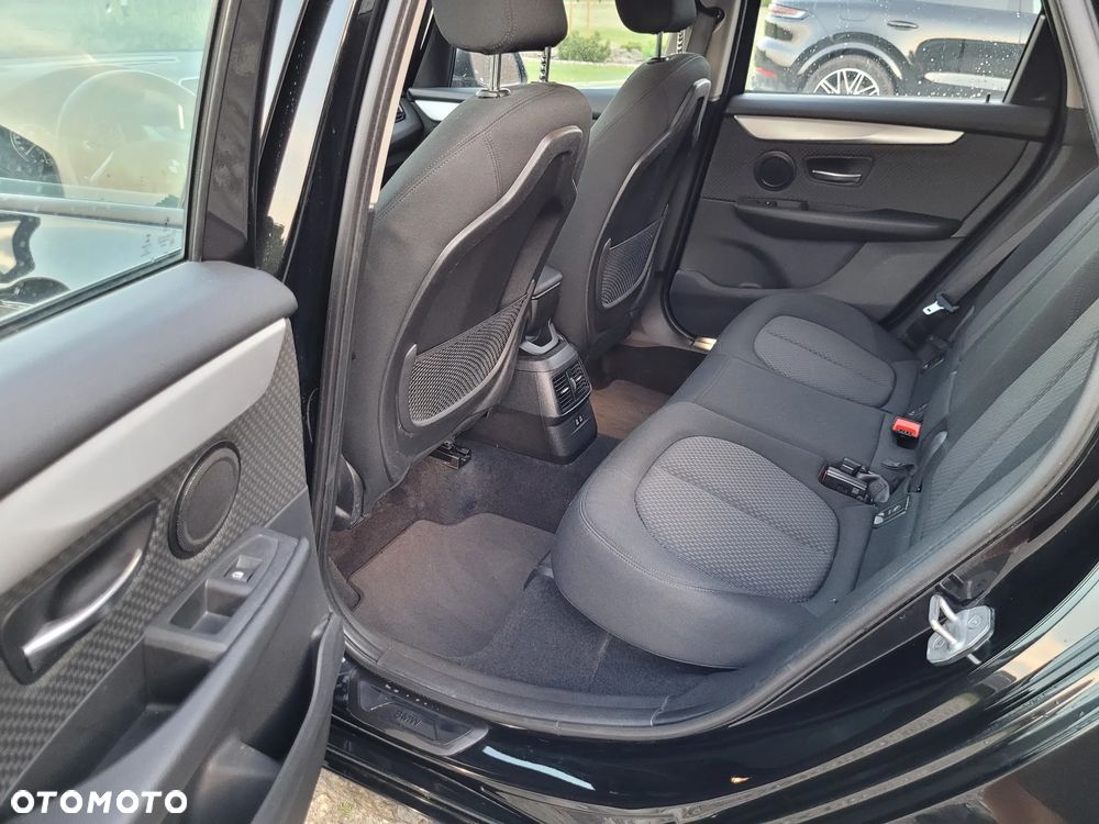 BMW Seria 2 218d Advantage - 21