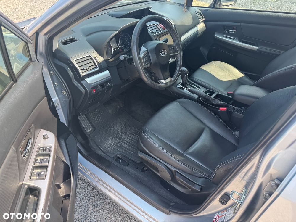 Subaru Impreza 2.0i Lineartronic Exclusive - 10