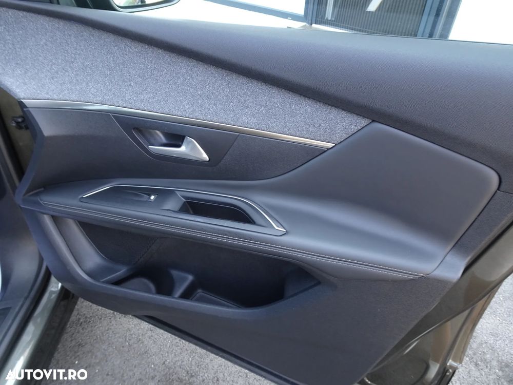 Peugeot 3008 - 19