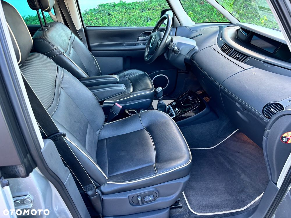 Renault Grand Espace Gr 2.0 dCi Initiale - 10