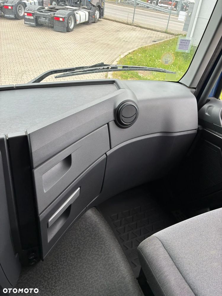 Renault T440 EVO Sleeper Cab - 16