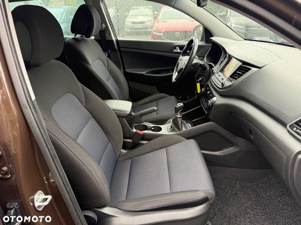 Hyundai Tucson blue 1.7 CRDi 2WD Trend - 10