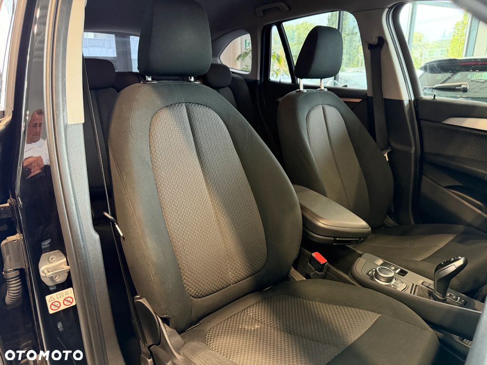 BMW X1 sDrive18i GPF - 21