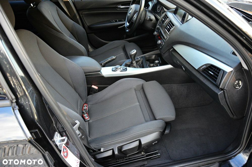 BMW Seria 1 - 36