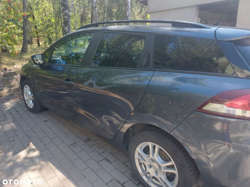 Renault Clio 1.5 dCi Alize - 5