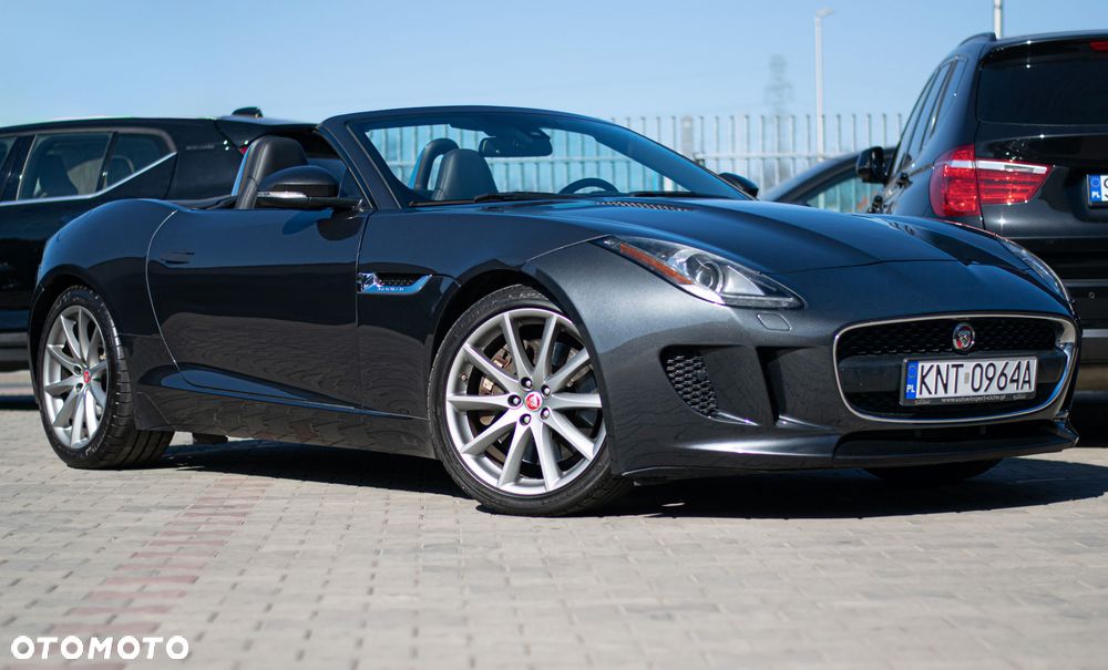Jaguar F-Type R-Dynamic - 4