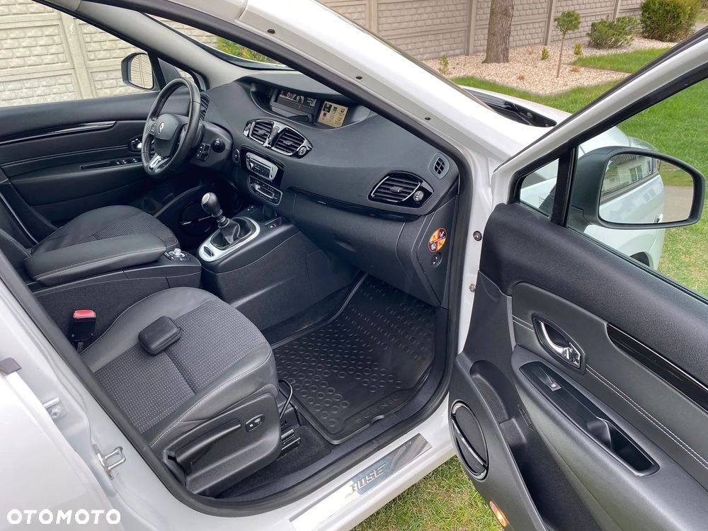 Renault Scenic 1.6 dCi Energy Bose Edition - 12