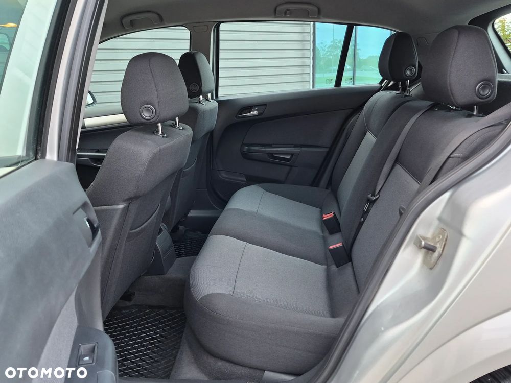 Opel Astra 1.6 Innovation - 7