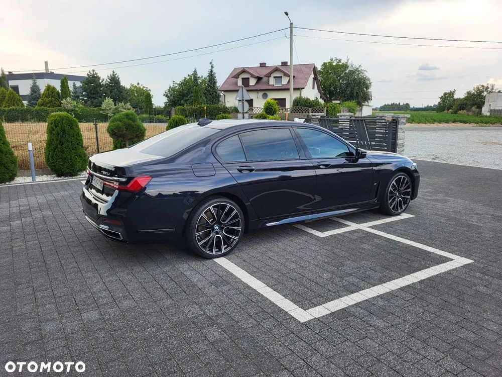 BMW Seria 7 750i xDrive - 4