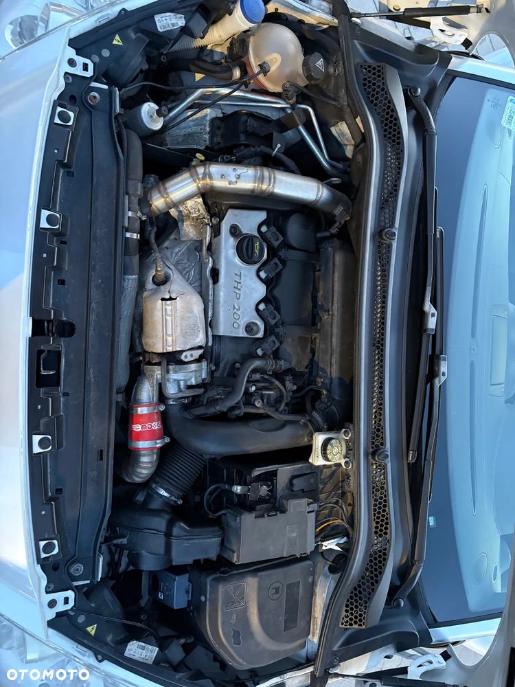 Peugeot RCZ 1.6 THP - 19