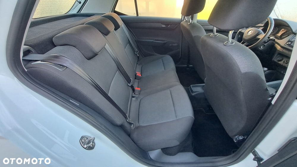 Skoda Fabia 1.0 MPI Cool Edition - 35