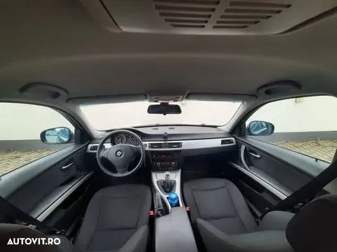 BMW Seria 3 320d - 14