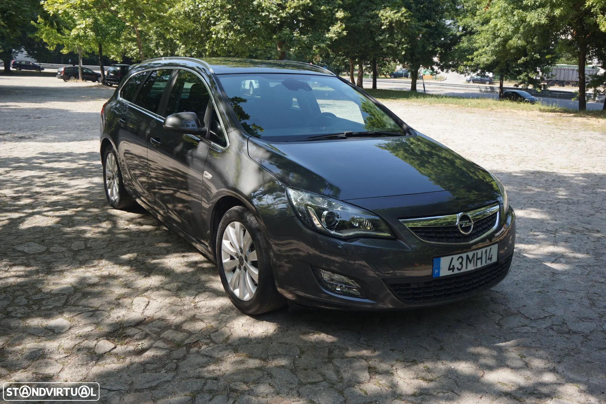 Opel Astra Sports Tourer 1.7 CDTi Cosmo - 4