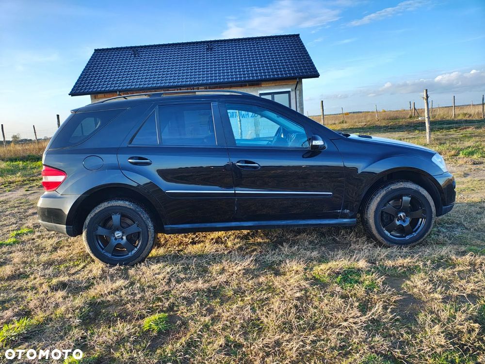 Mercedes-Benz ML - 18