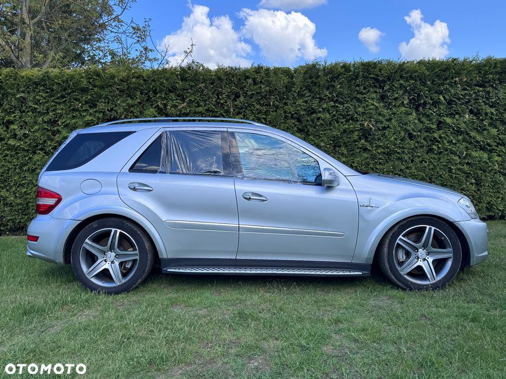 Mercedes-Benz ML 63 AMG 4-Matic - 4